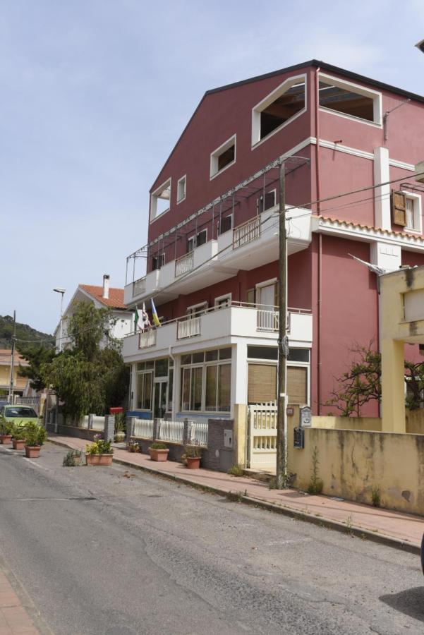 Hotel California Carloforte  Exterior photo
